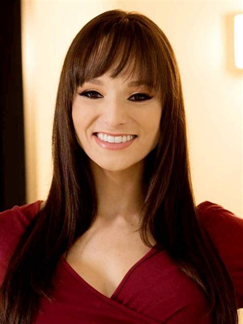 Jun 9, 2022 · Lexi Luna Net worth. net worth is estimated at million USD as of now in 2022, which she earned by modeling acting, brand endorsements, commercials, business ventures, social media platforms, etc. As her career is active it can expect that her net worth will increase in the forthcoming years. Lexi Luna net worth is $750,000 (estimated). 
